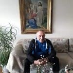 user avatar 7996